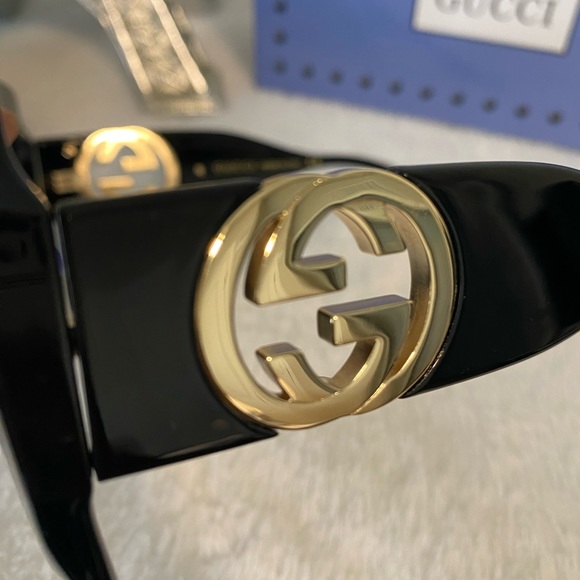 Authentic Gucci Rectangle Sunglasses - Picture 3 of 16